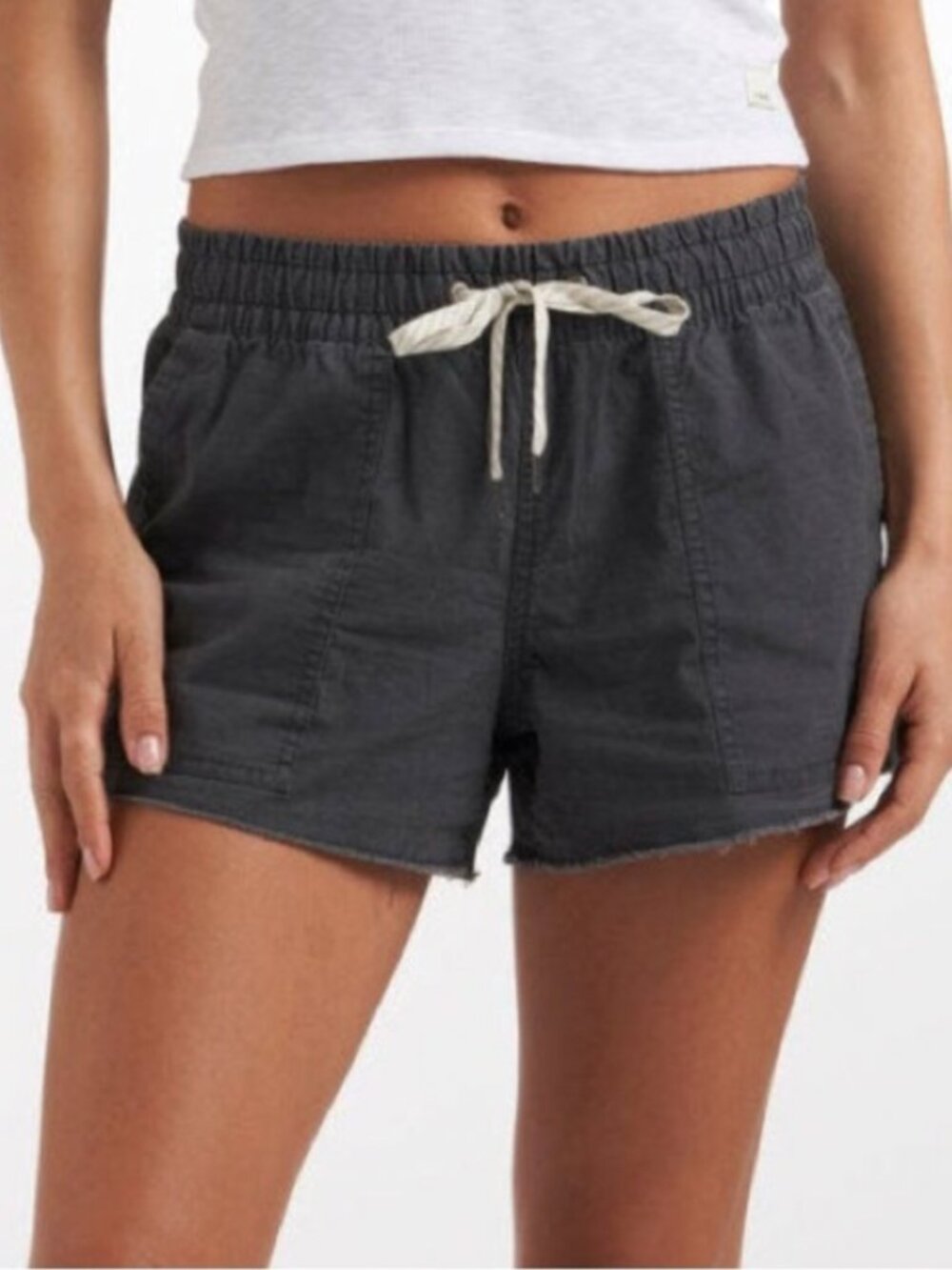 Vuori Ribstop Short in Charcoal size S